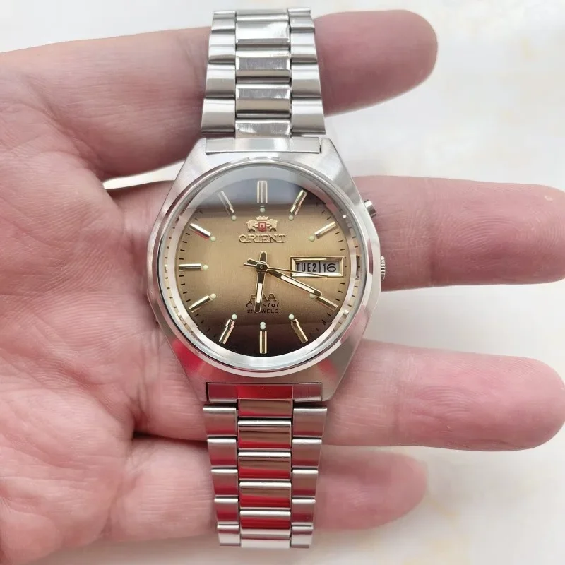 DFDG 36MM Casual Diamond Date  - Open Heart Watch recension och pris